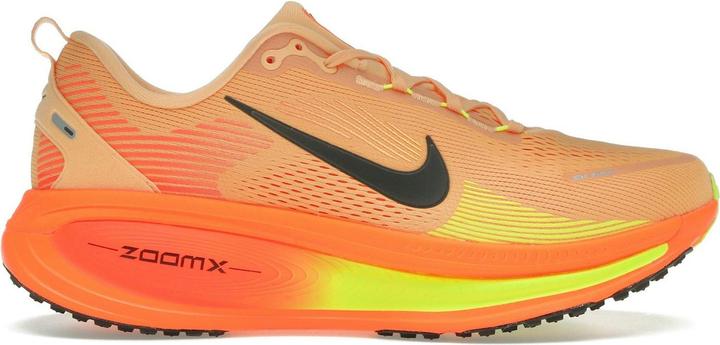 Image du produit Nike Vomero 18 Orange Chalk Black Volt (44)