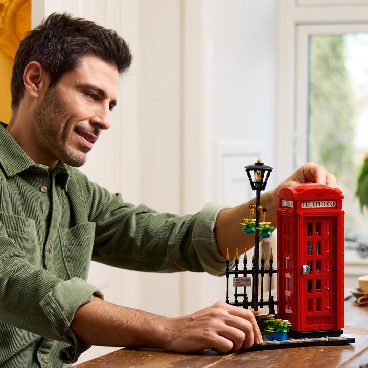 Image du produit LEGO Cabine téléphonique rouge de Londres (21347, LEGO Ideas, LEGO difficiles à trouver)