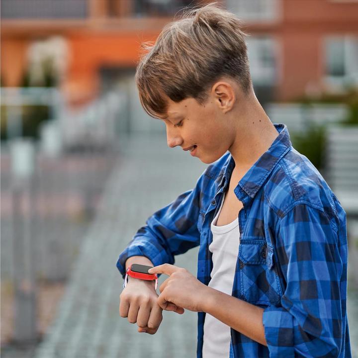 Actual product image Lexibook SpiderMan colour display watch with camera (Multilingual)