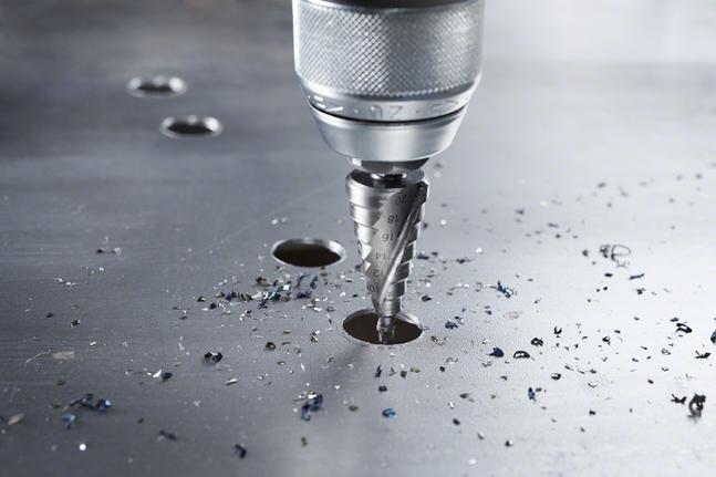 Produktbild Bosch Professional Zubehör Stufenbohrer HSS-TiN, 6 - 30 mm, 10 mm, 93,5 mm, 13 Stufen (10 mm)