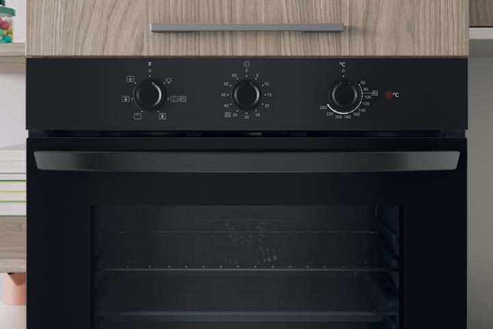 Image du produit Indesit IO 235H B