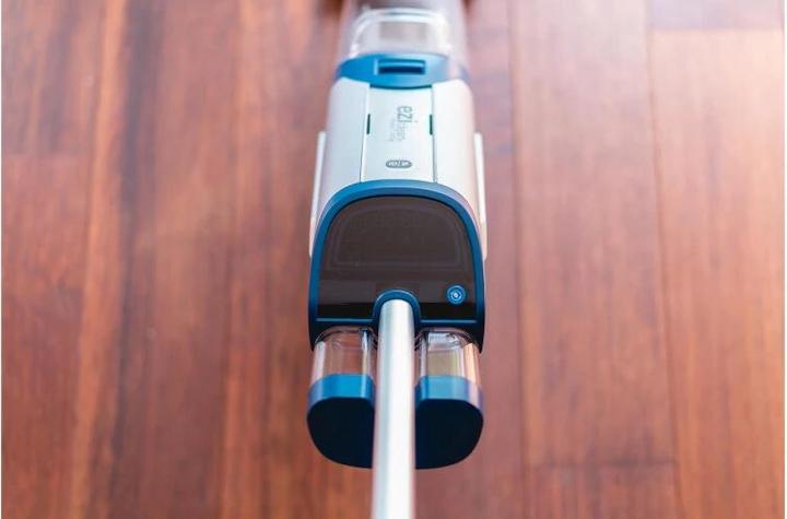 Actual product image Eziclean Hard floor cleaner Cyclowash P410
