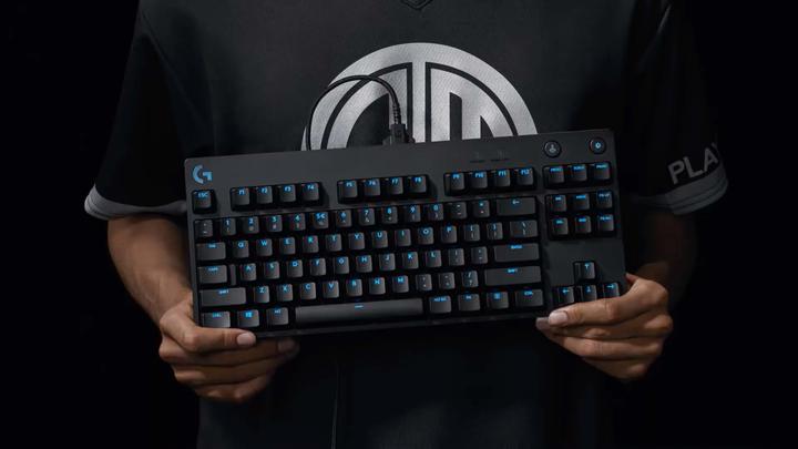 Immagine prodotto Logitech G G Pro (Ing. Int., Cablato)
