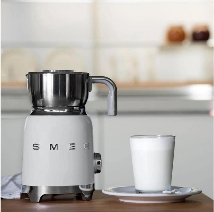 Immagine prodotto Smeg 50's Retro Style (60 cl)