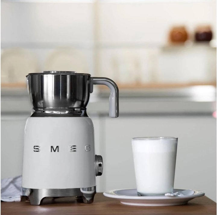 Immagine prodotto Smeg 50's Retro Style (60 cl)