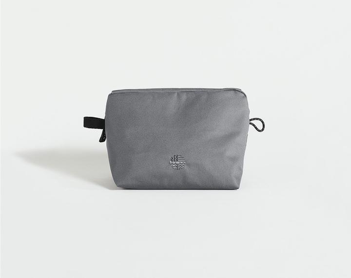 Actual product image Eoto Kulturbeutel TOY:LETRY L, 4l, umweltfreundlich, wasserabweisend (4 l)