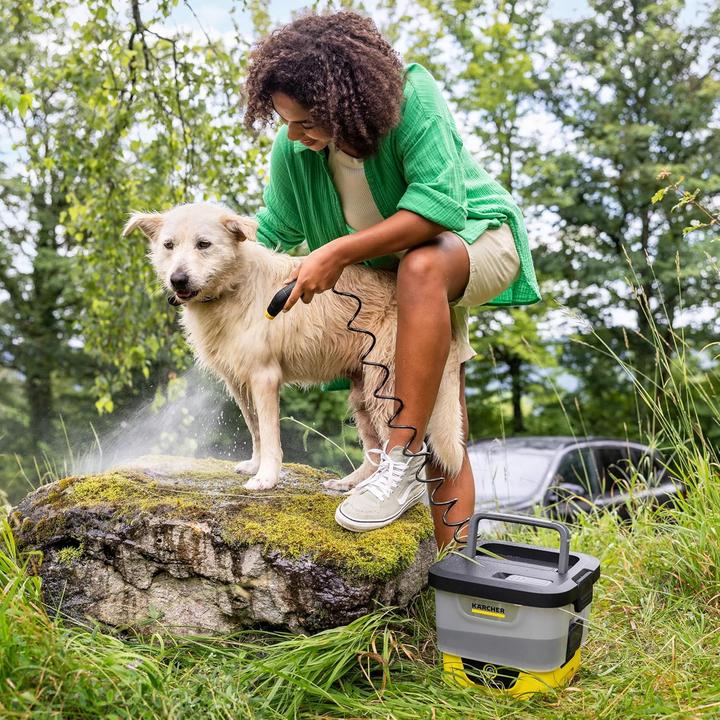 Actual product image Kärcher Mobile Outdoor Cleaner OC 4 + Pet Kit (Rechargeable battery operated)