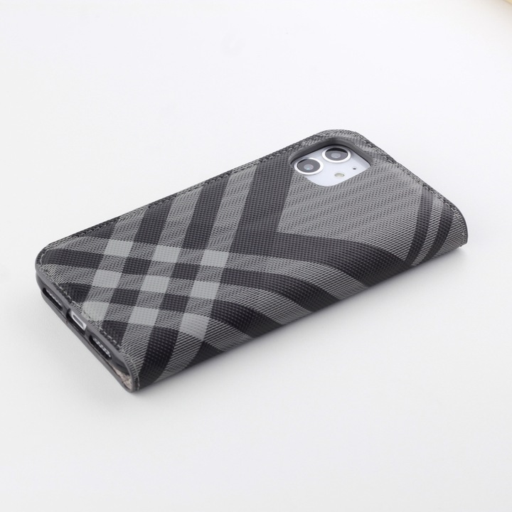 Actual product image PhoneLook Hull Flip Lines (Apple iPhone 13)