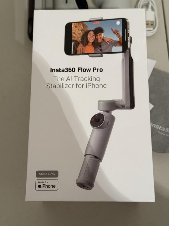 Produktbild Insta360 Flow Pro Standard Bundle (Smartphone, 0.30 kg)