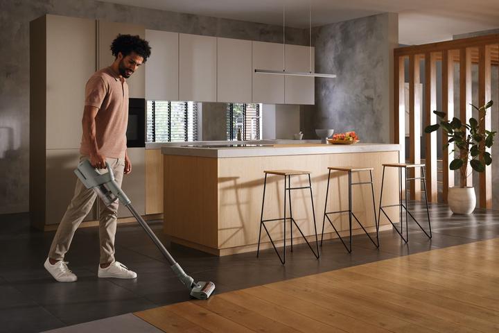 Actual product image Miele Duoflex HX1 CarCare Rechargeable Vacuum Cleaner Grey