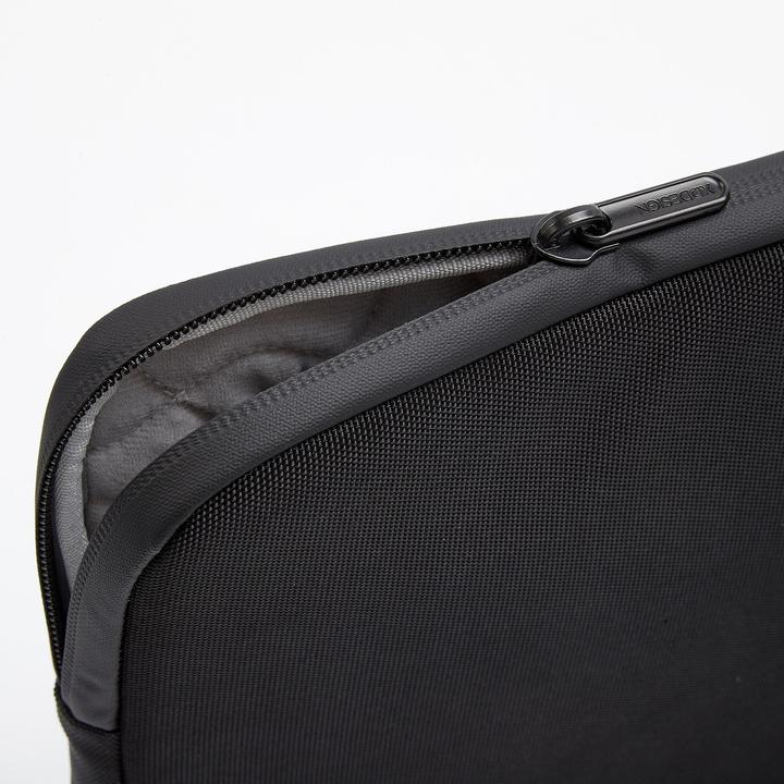 Produktbild XD Design LAPTOP-ABDECKUNG LAPTOP SLEEVE 16 BLACK P/N: P706.211 (16", Universal)