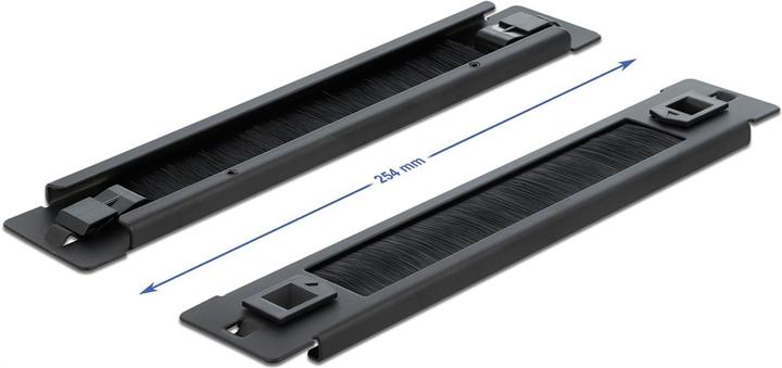 Actual product image Delock Cable cover with brushes
