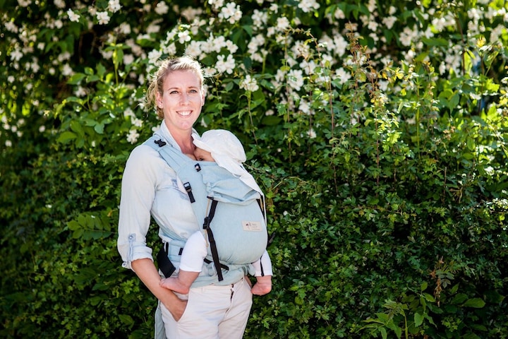 Actual product image Storchenwiege BabyCarrier with waist belt buckle