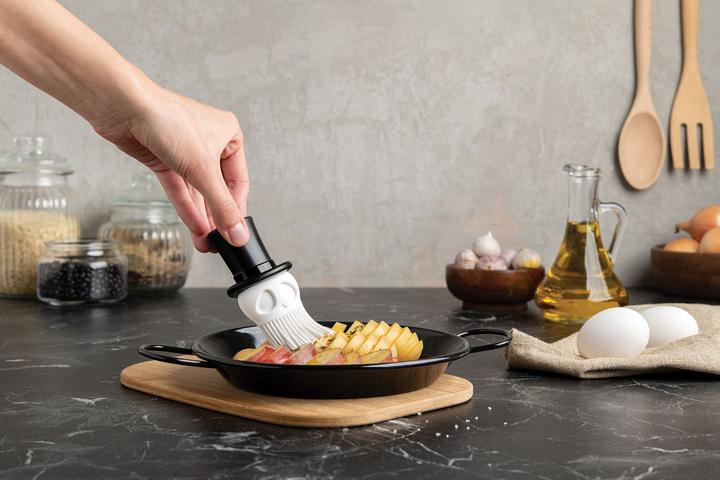 Produktbild Lund-Stougaard OTOTO - Skully Food brush (OT976)