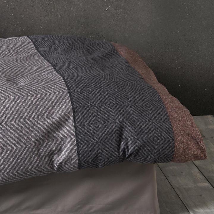 Actual product image Traumschlaf Kansas (Bedding set, 160x210 cm + 65x100 cm)