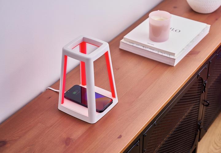 Actual product image Lexon Lantern portable lamp with QI (100 lm)
