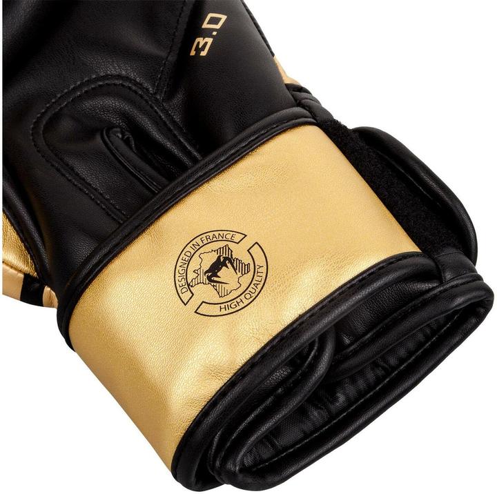 Actual product image Venum Challenger 3.0 BlaackGold (14 OZ, One size)