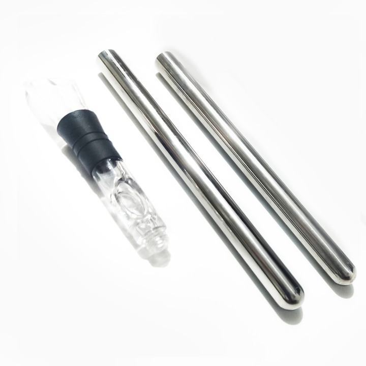 Actual product image Mad Monkey - Wine cooler sticks (Wine pourer)
