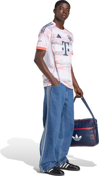 Immagine prodotto adidas FC Bayern München Auswärts Trikot (L)