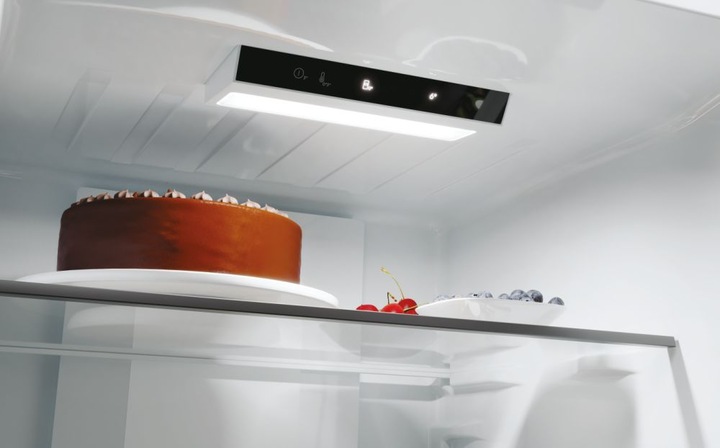 Actual product image Candy CNCQ2T618EB (355 l)