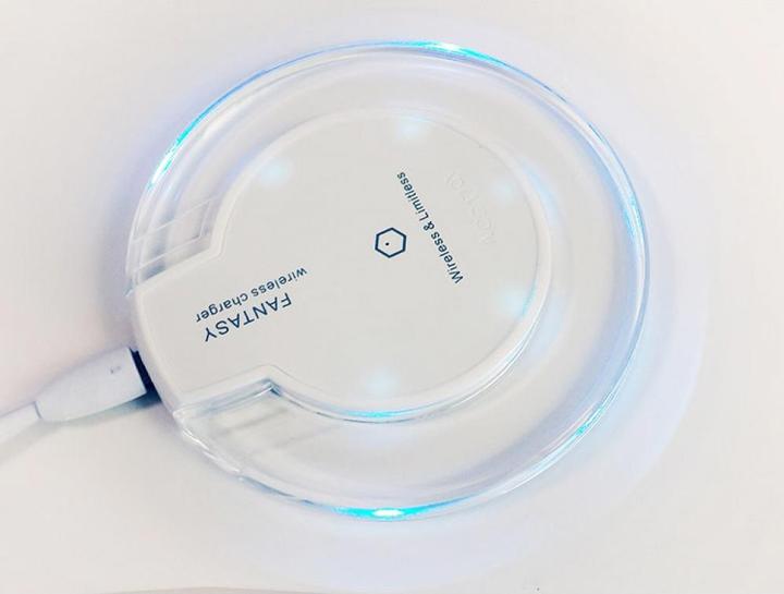 Produktbild PhoneLook Kabellos Ladestation Qi Wireless transparent Fantasy Ladegerät für Smartphone Glas/ (5 W)