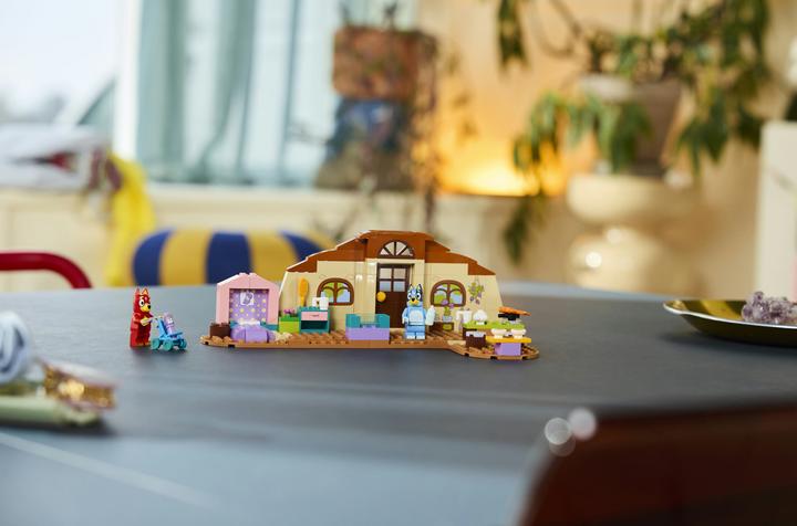 Produktbild LEGO Schule mit Rusty und Bluey (11221, LEGO Bluey)