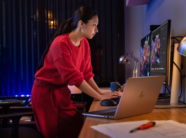 Produktbild HP ZBook Ultra 14 G1a AMD Ryzen AI Max PRO 390 35,56cm 14Zoll 2.8k 64GB 1TB/SSD W11P 1J Gar (EU) (14", 64 GB, 1000 GB, DE)