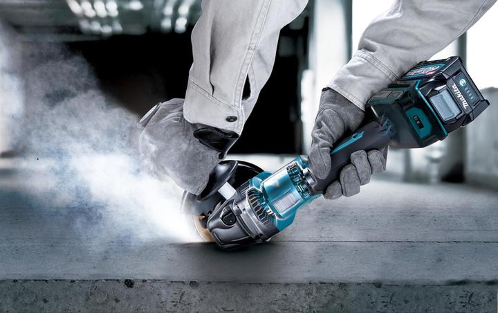 Actual product image Makita XGT GA023GZ Battery Angle Grinder 40VMAX (125 mm)