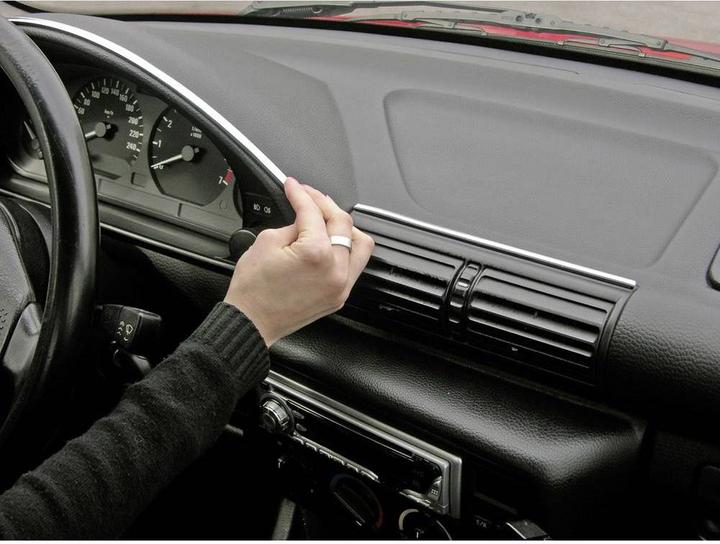 Immagine prodotto EAL 30181 Rivestimento per auto cromato L x L 3 m 7 mm