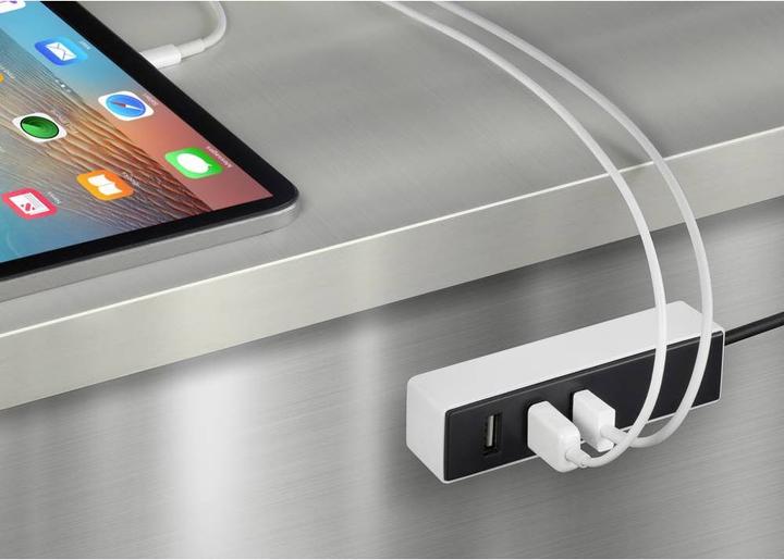 Actual product image Voltcraft VC-11374060 USB charging station Output current (max.) 3.1 A 3 x USB (15.50 W)
