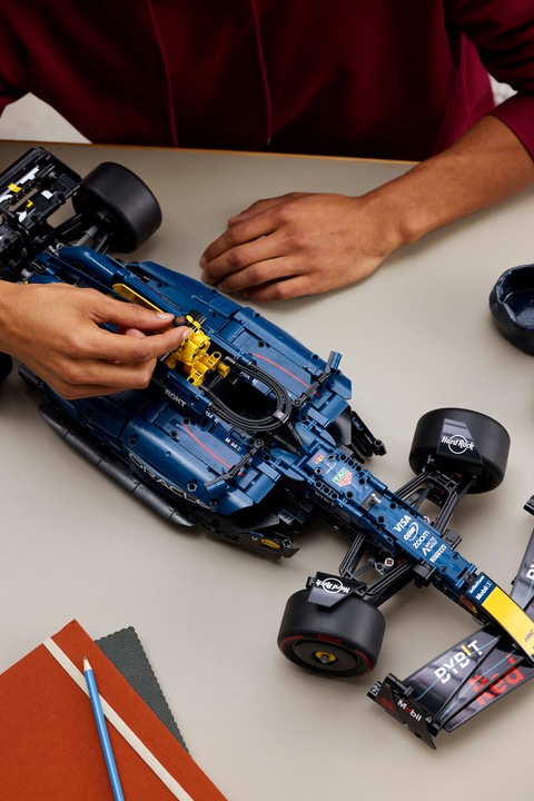 Produktbild LEGO Oracle Red Bull Racing RB20 F1 Rennauto (42206, LEGO Technic)
