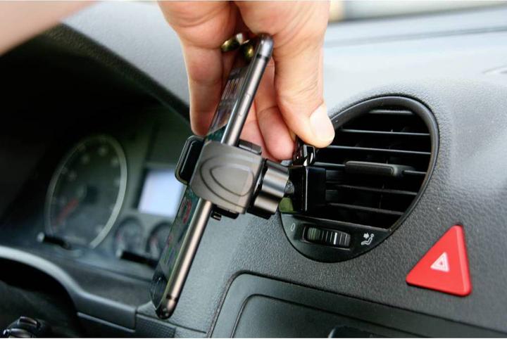 Actual product image IWH 019263 Mobile phone car holder