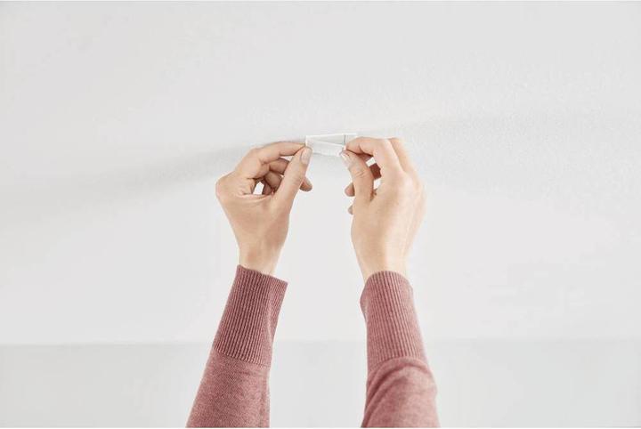 Actual product image tesa Crochet de plafond pour papiers peints et plâtre