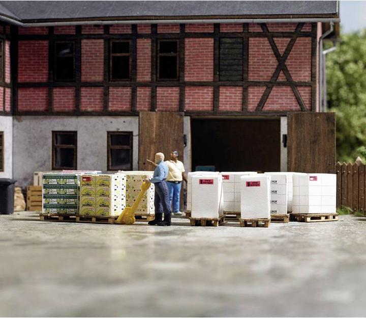 Produktbild Busch H0 12 Paletten mit Kartons