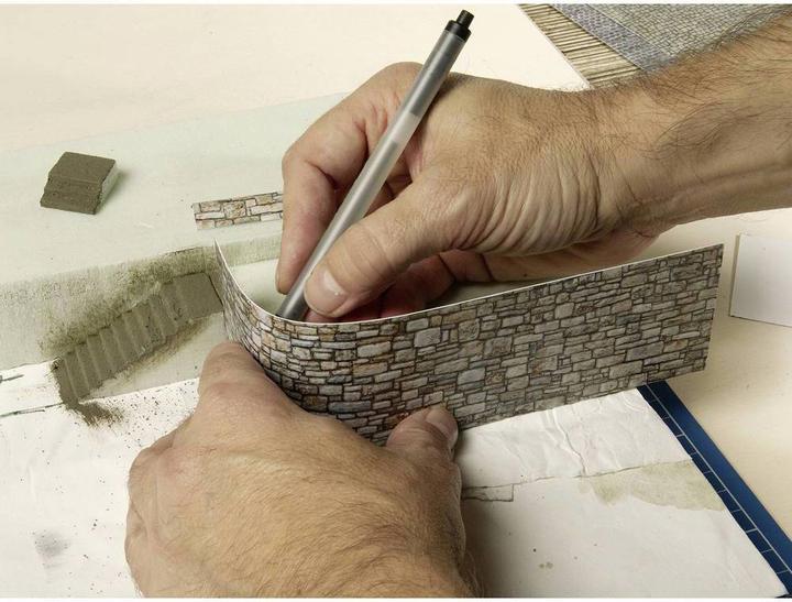 Actual product image Noch H0 3D Cardboard Industrial Walls