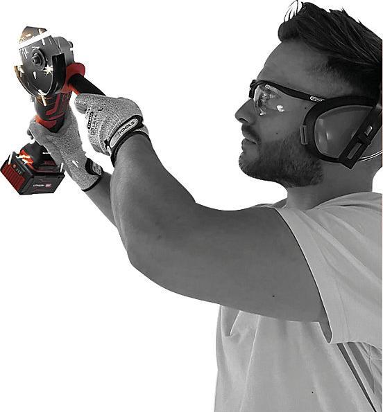 Actual product image KS Tools eMONSTER brushless cordless angle grinder set, 4-piece | 18 volt, 2 batteries and charger (125 mm)