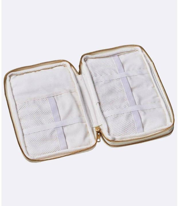 Actual product image Chic.Mic Passporthalter Botanic poetry