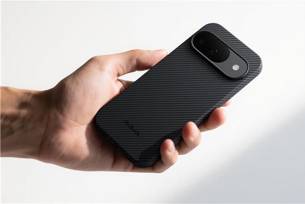 Actual product image Pitaka Ultra-Slim Case (Google Pixel 10, Google Pixel 10 Pro)