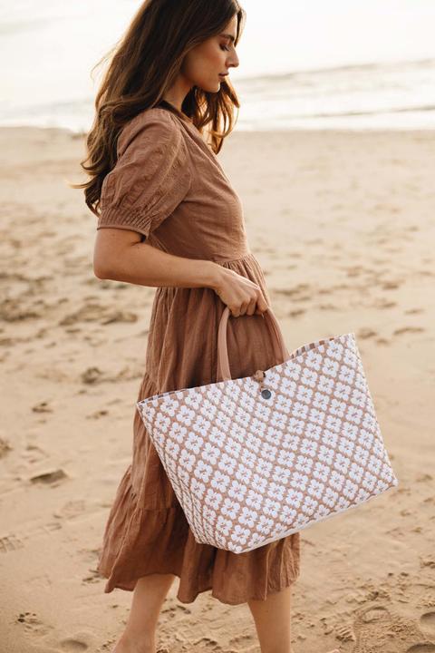 Actual product image Handed by Shopping bag Motif bag, copper red with white pattern