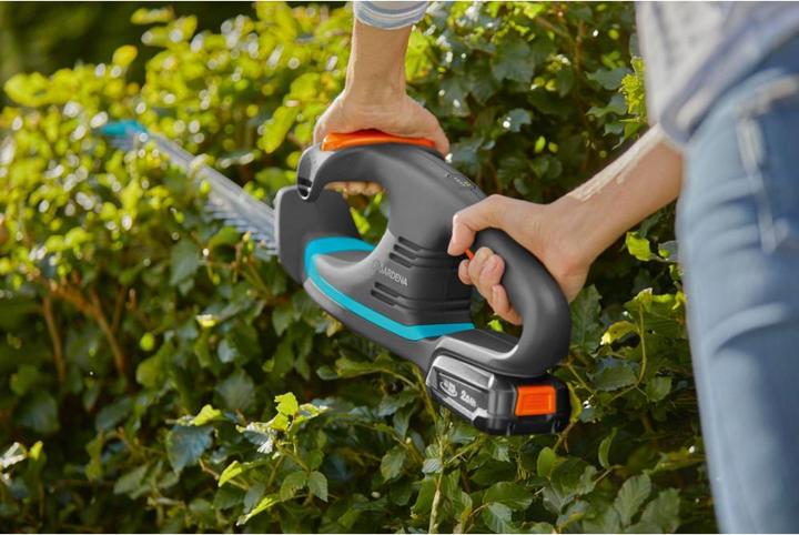 Produktbild Gardena EasyCut P4A (Akkubetrieb)
