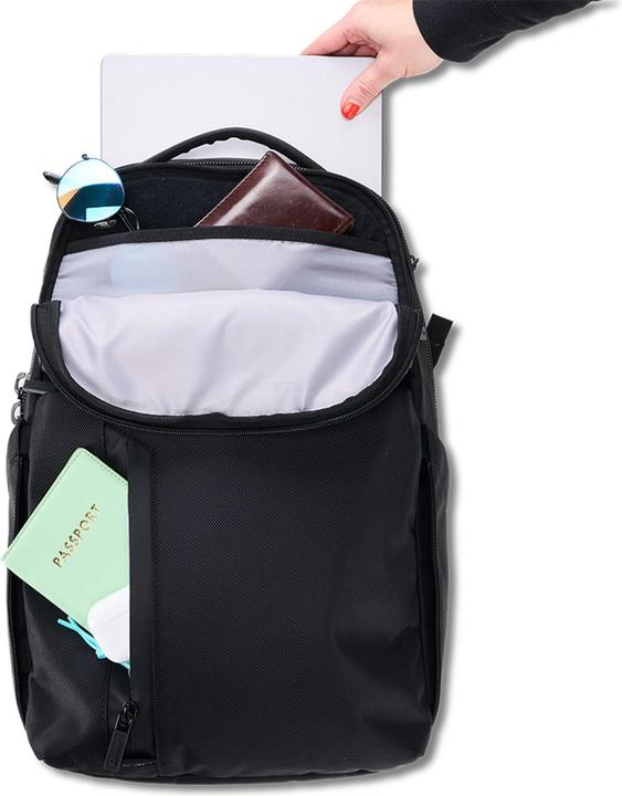 Actual product image Ogio Pace Pro 20 backpack 41 cm laptop compartment (20 l)