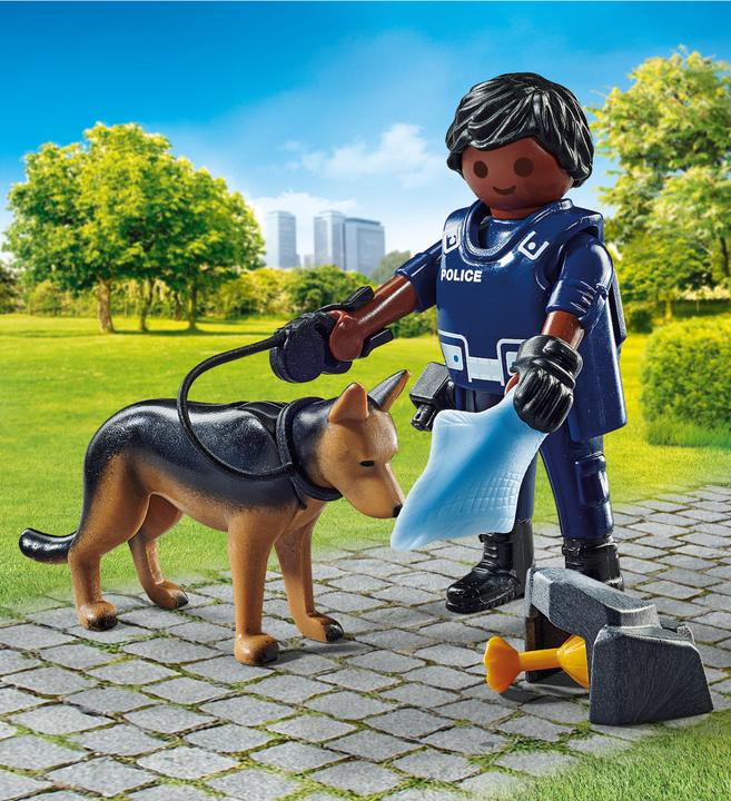 Actual product image Playmobil 71162 Policeman with sniffer dog (71162, Playmobil Special Plus)