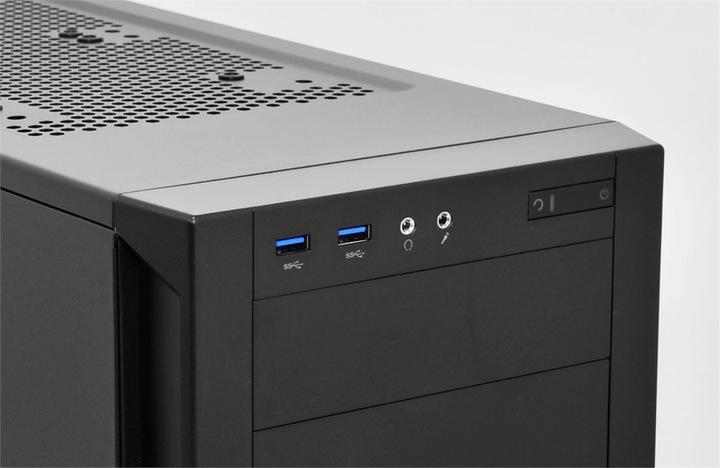 Actual product image Corsair Carbide 200R (ATX, mATX, Mini-ITX)