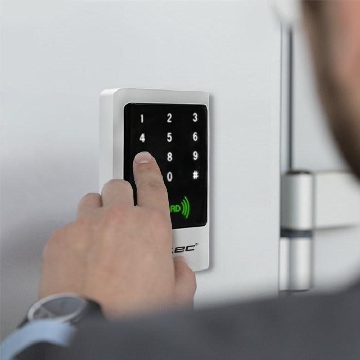 Actual product image Qoltec N--QOLTEC 52444 Code lock MIMAS with R (Key card)