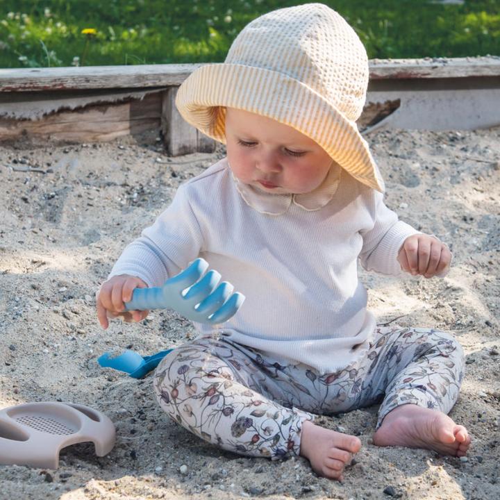 Actual product image dantoy organic sand bucket set