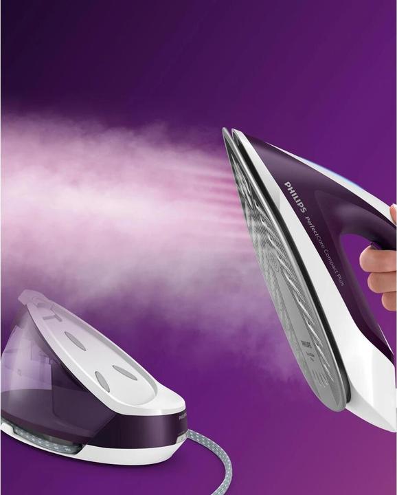 Actual product image Philips PerfectCare Compact Plus steam ironing station (2400 W, 440 g/min)