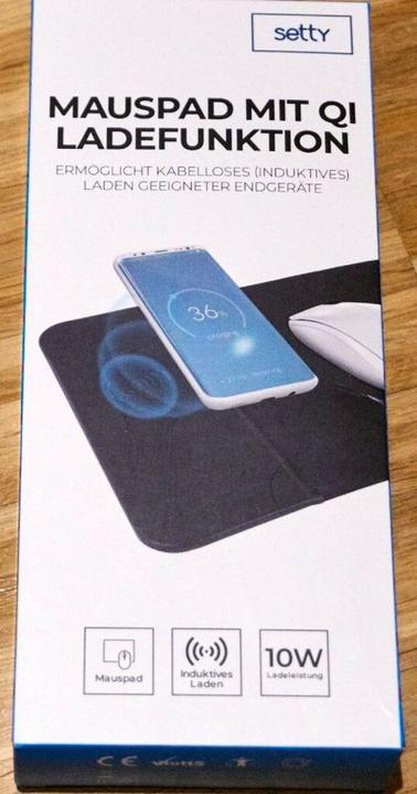 Actual product image Setty Mouse pad with Qi charging function