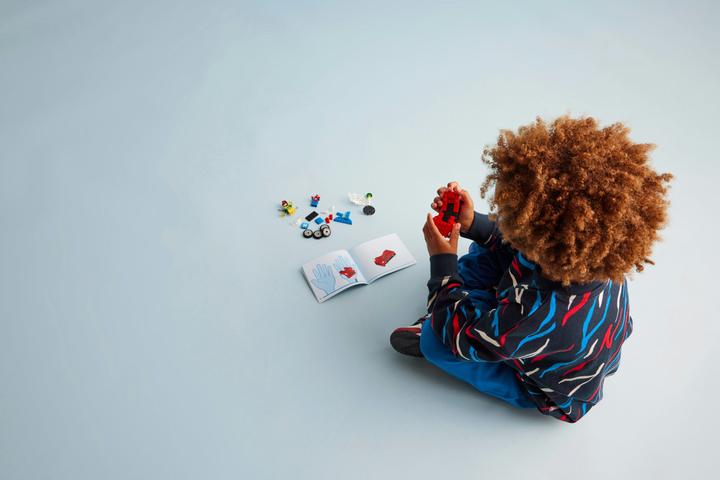 Actual product image LEGO 10789 Confidential (10789, LEGO Marvel)