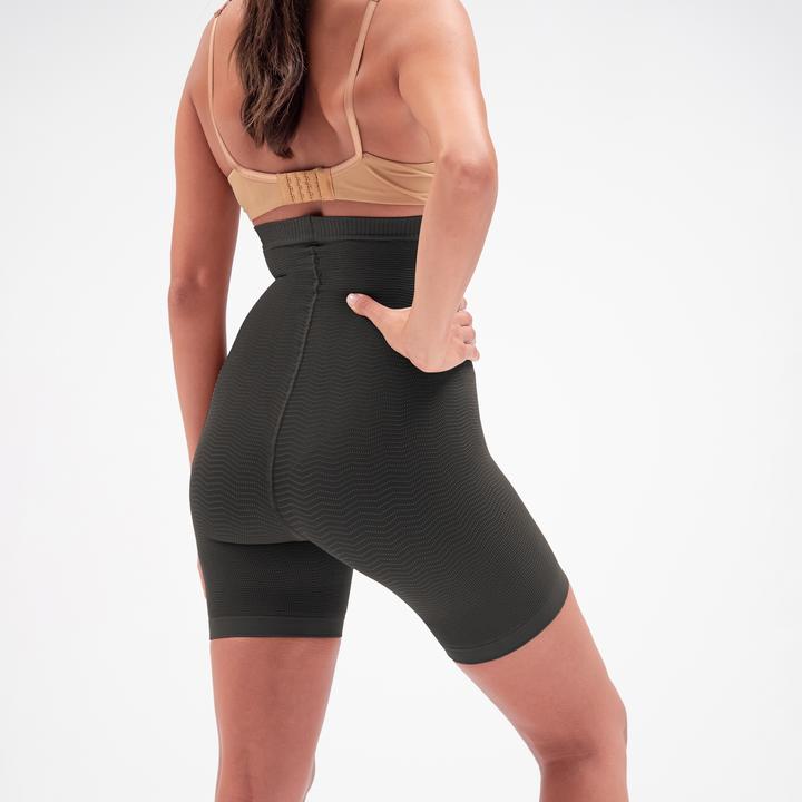 Actual product image Solidea Silver Wave High Waist Short (M)