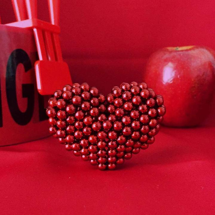 Immagine prodotto Neoballs Sfera Magneti Rosso - Cassetta Tesseract